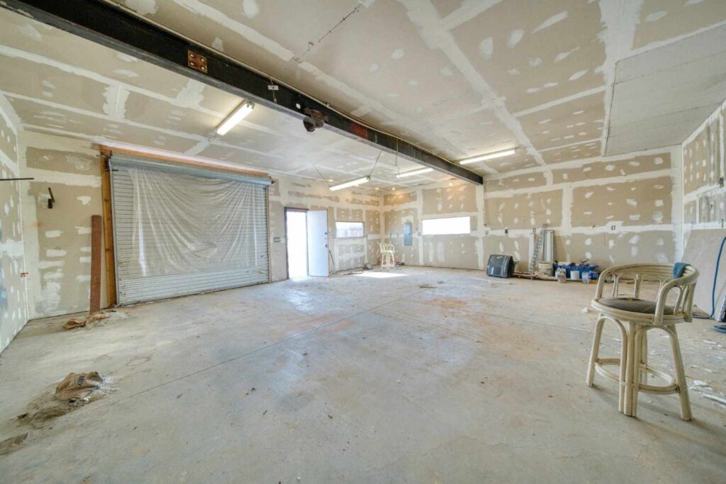 drywall installation contractor